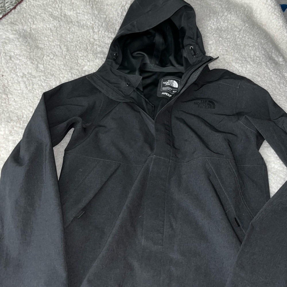 Brand new men’s small apex NORTHFACE water resistant coat